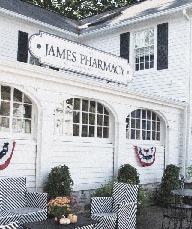 The James Pharmacy Bed & Breakfast And Gelateria Old Saybrook Eksteriør bilde